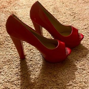 Jennika size 41 red platform heels